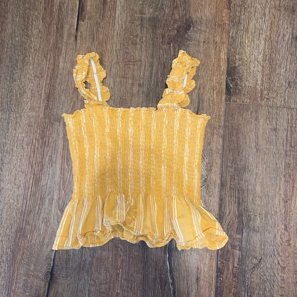 Lot of 3 tanks
